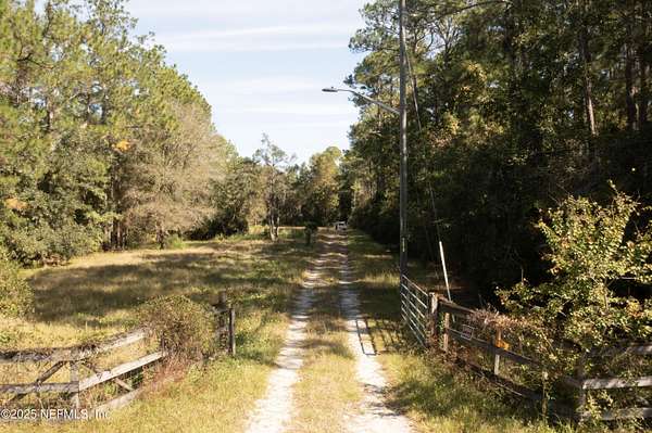3.3 Acres of Residential Land with Home for Sale in Jacksonville, Florida