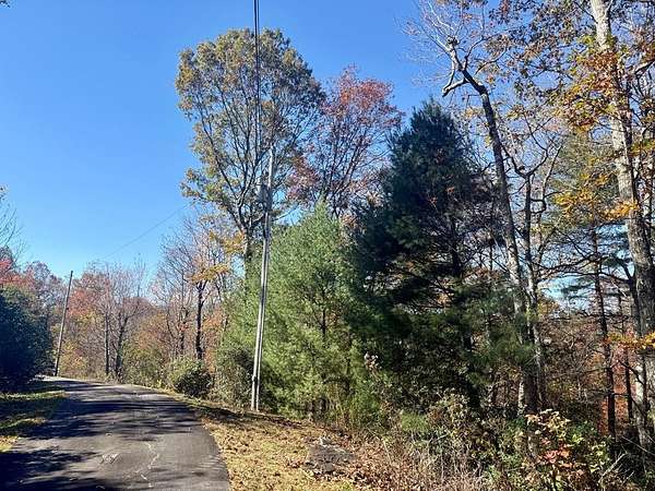 2.1 Acres of Residential Land for Sale in Cashiers, North Carolina