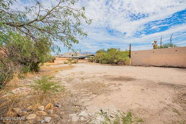 0.29 Acres of Mixed-Use Land for Sale in Tucson, Arizona