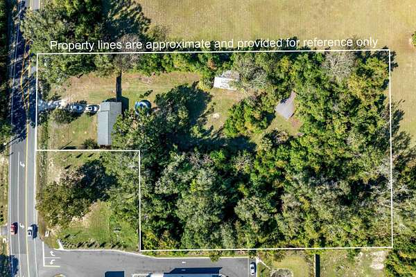2 Acres of Residential Land with Home for Sale in Crawfordville, Florida