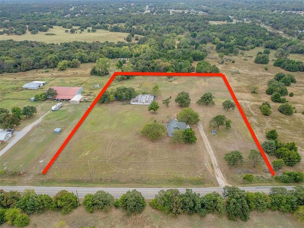 5 Acres of Residential Land with Home for Sale in McLoud, Oklahoma