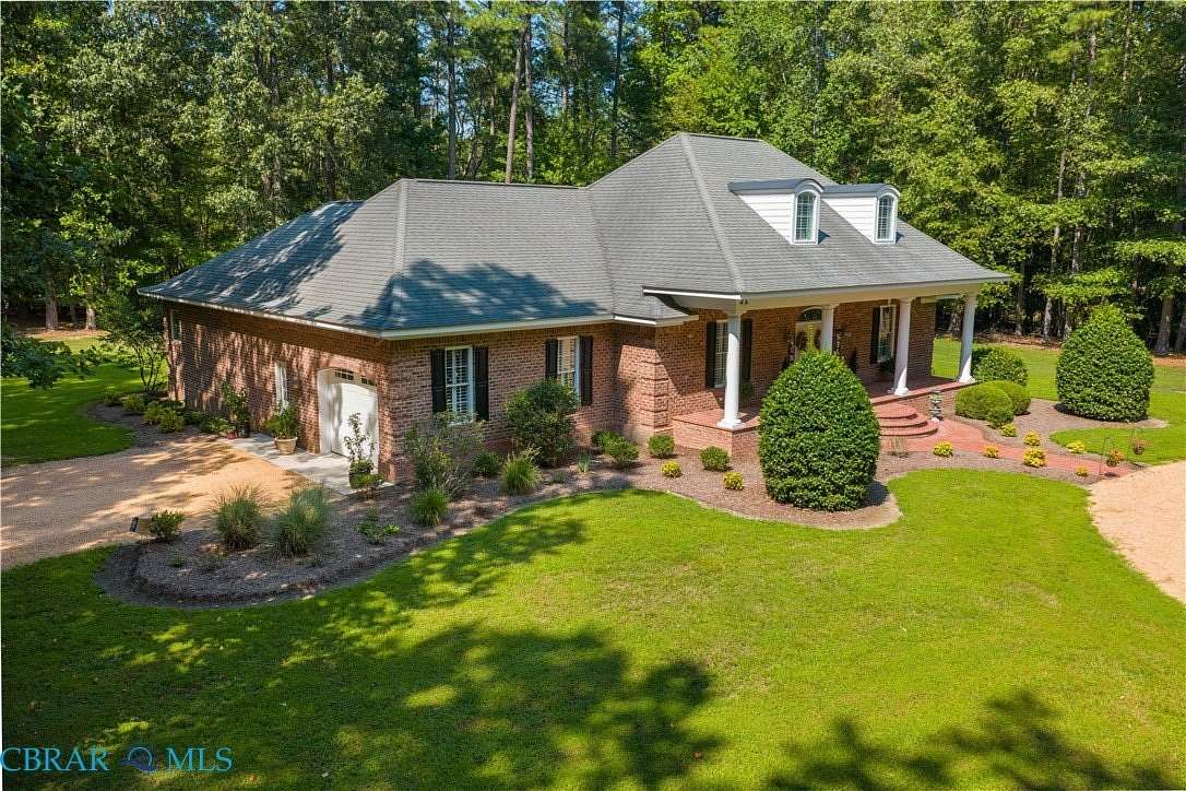 7.36 Acres of Residential Land with Home for Sale in Hartfield, Virginia