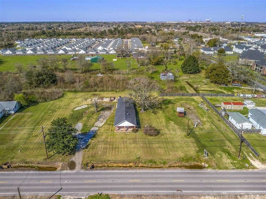 1 Acre of Residential Land for Sale in Lake Charles, Louisiana