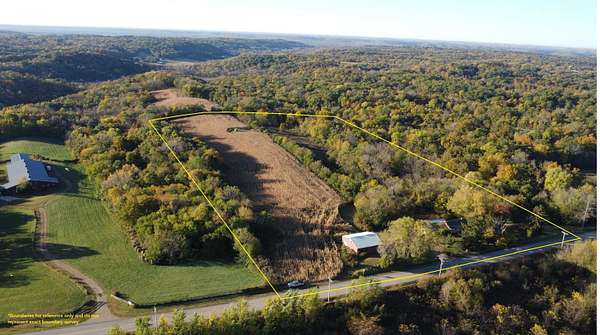 20 Acres of Land with Home for Sale in Hanover, Illinois