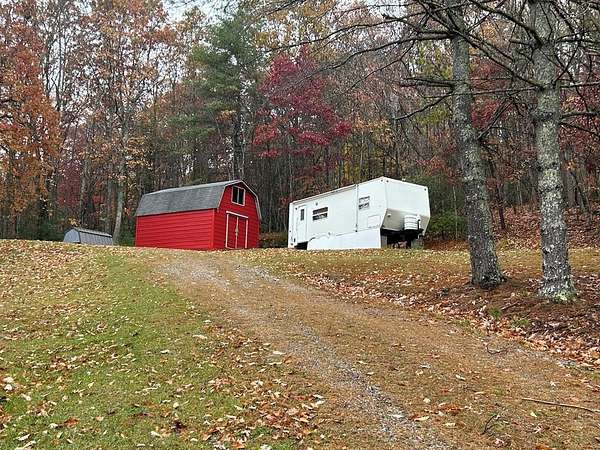 6.1 Acres of Land for Sale in Wytheville, Virginia