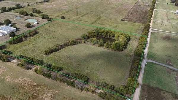 9 Acres of Residential Land for Sale in Caddo, Oklahoma