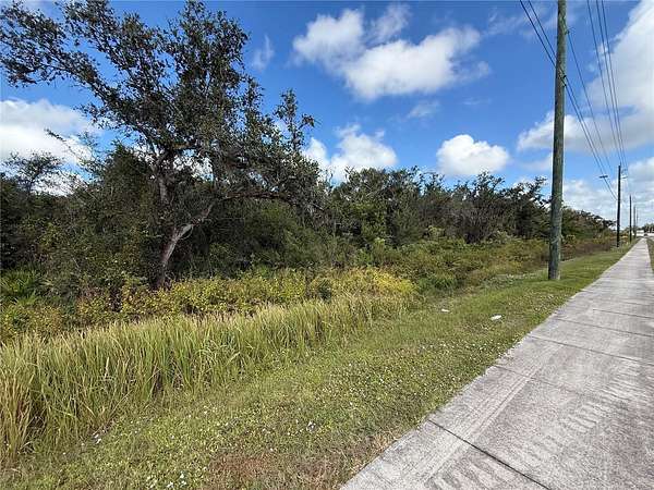 0.74 Acres of Residential Land for Sale in Arcadia, Florida