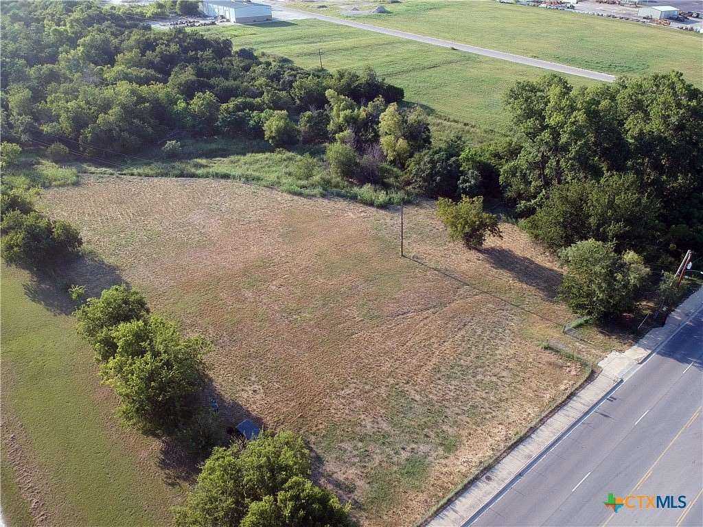 3 Acres of Commercial Land for Sale in Killeen, Texas