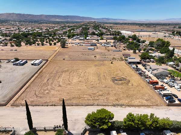 Residential Land for Sale in Palmdale, California