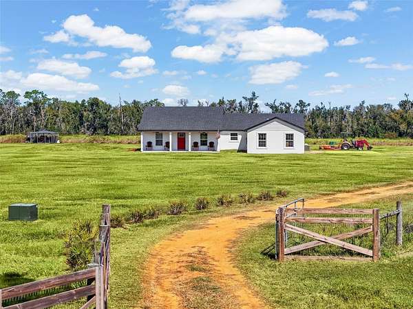 16.7 Acres of Land with Home for Sale in Duette, Florida