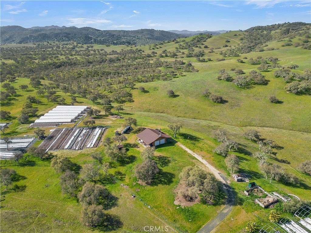 516 Acres of Agricultural Land for Sale in Paso Robles, California