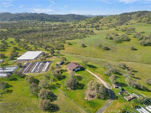 156 Acres of Land for Sale in Paso Robles, California