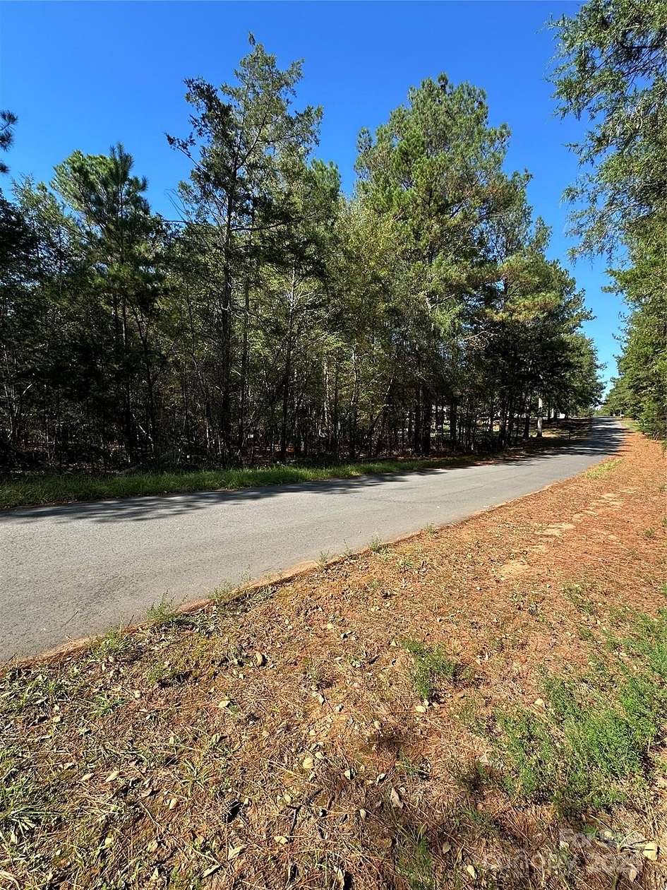 0.5 Acres of Land for Sale in Fort Lawn, South Carolina