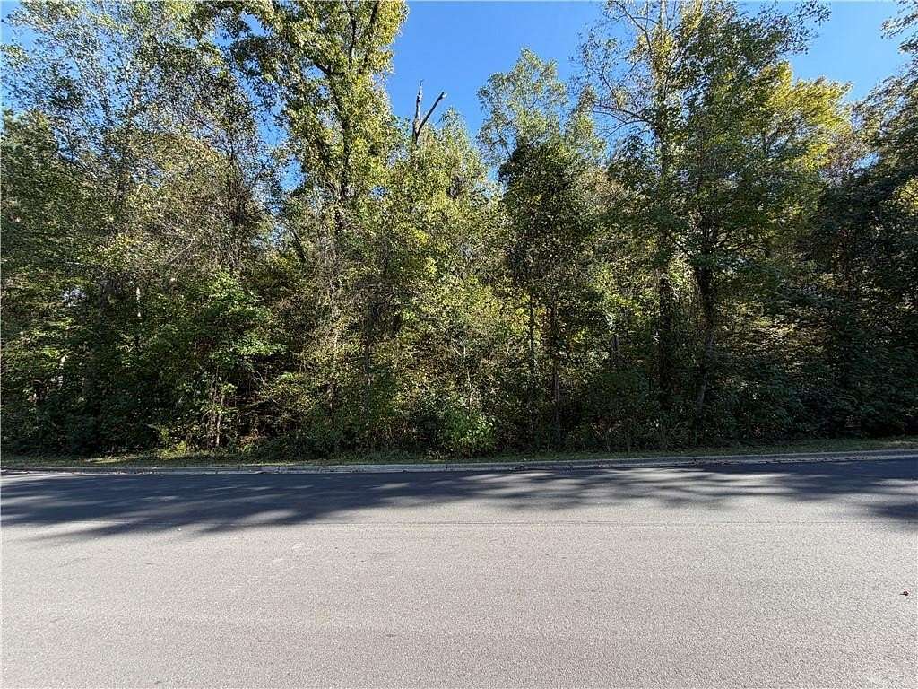 1 Acre of Residential Land for Sale in Phenix City, Alabama