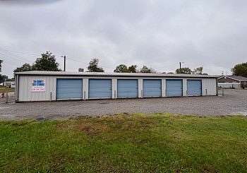 0.26 Acres of Commercial Land for Sale in Crossville, Illinois