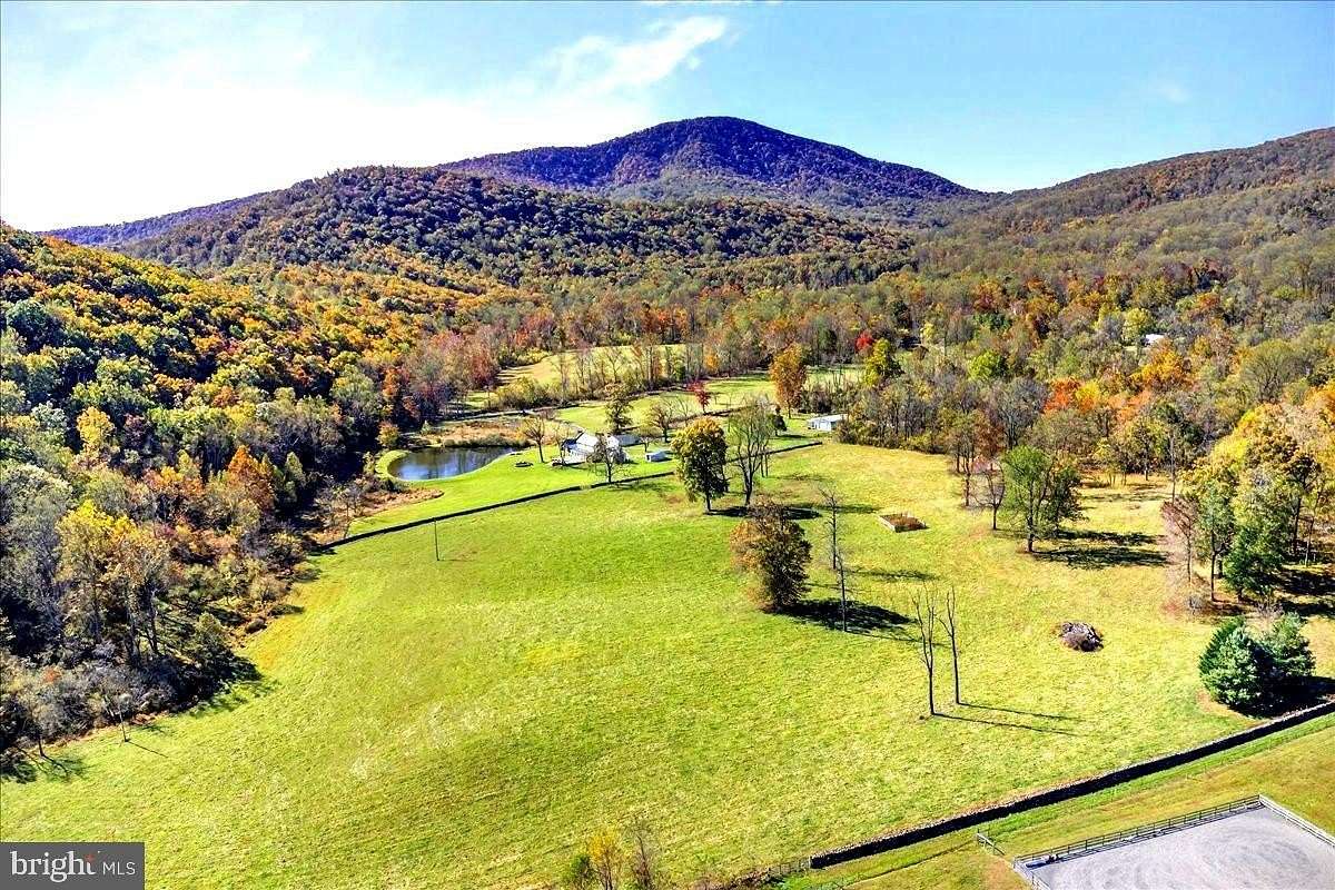 117 Acres of Land with Home for Sale in Huntly, Virginia