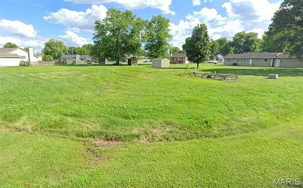 0.33 Acres of Residential Land for Sale in Edwardsville, Illinois