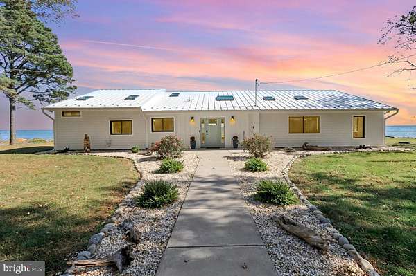 2 Acres of Residential Land with Home for Sale in Reedville, Virginia