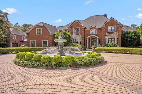 3.8 Acres of Residential Land with Home for Sale in Tallahassee, Florida