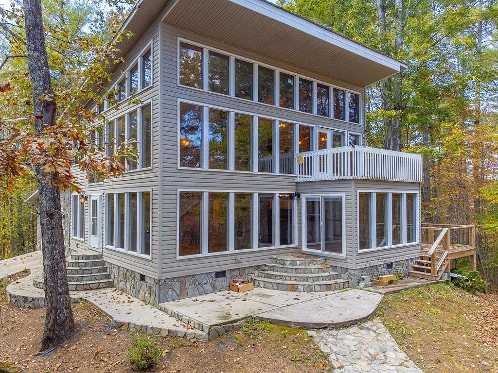 6 Acres of Residential Land with Home for Sale in Robbinsville, North Carolina