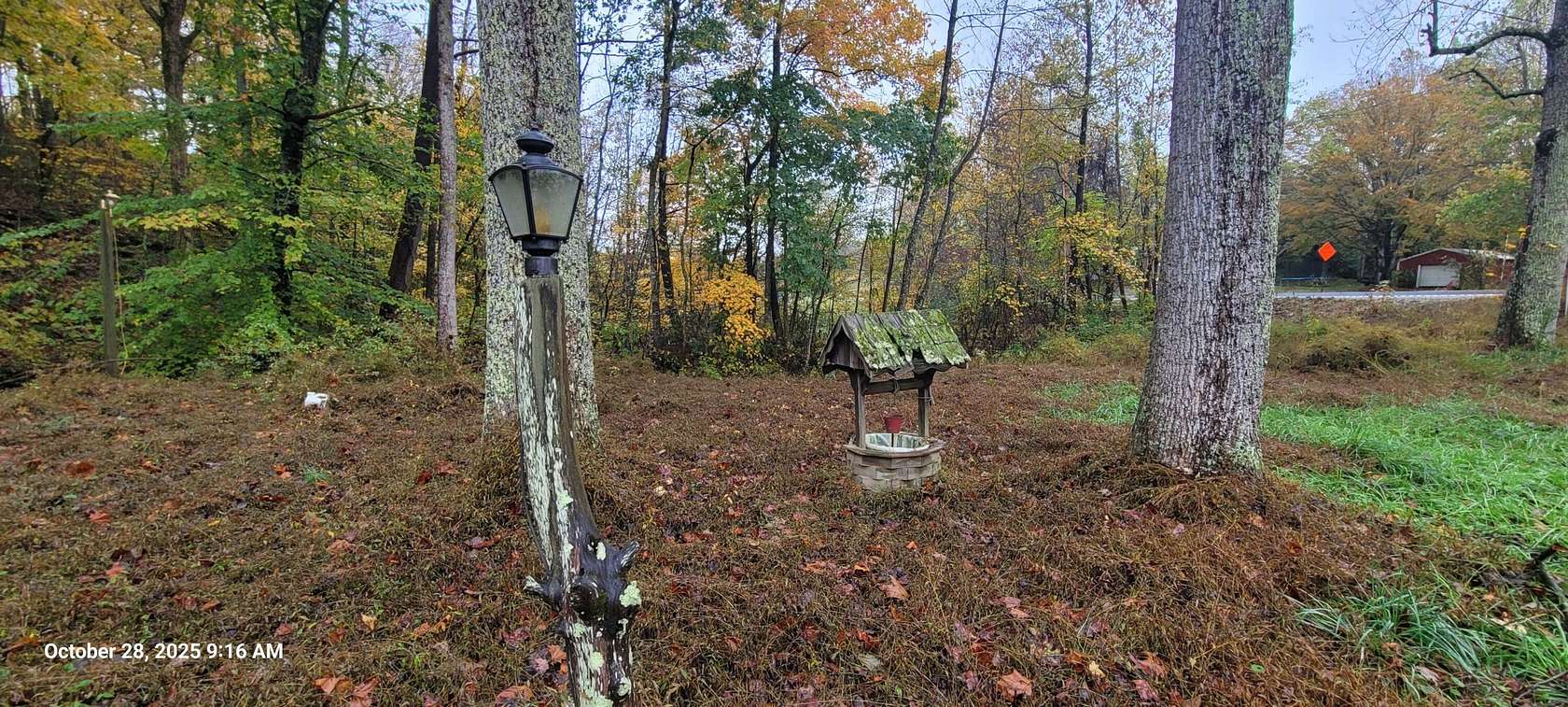 2.13 Acres of Residential Land with Home for Sale in Edmonton, Kentucky