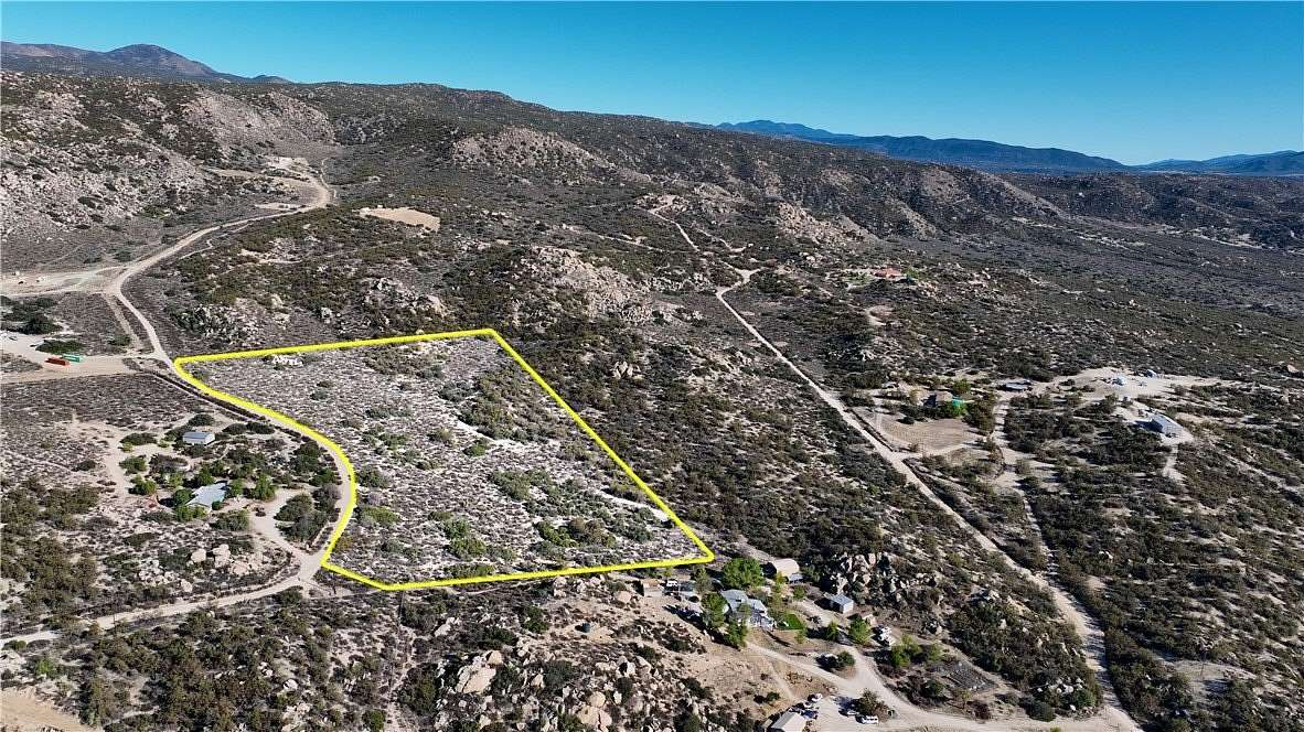 9.38 Acres of Residential Land for Sale in Aguanga, California