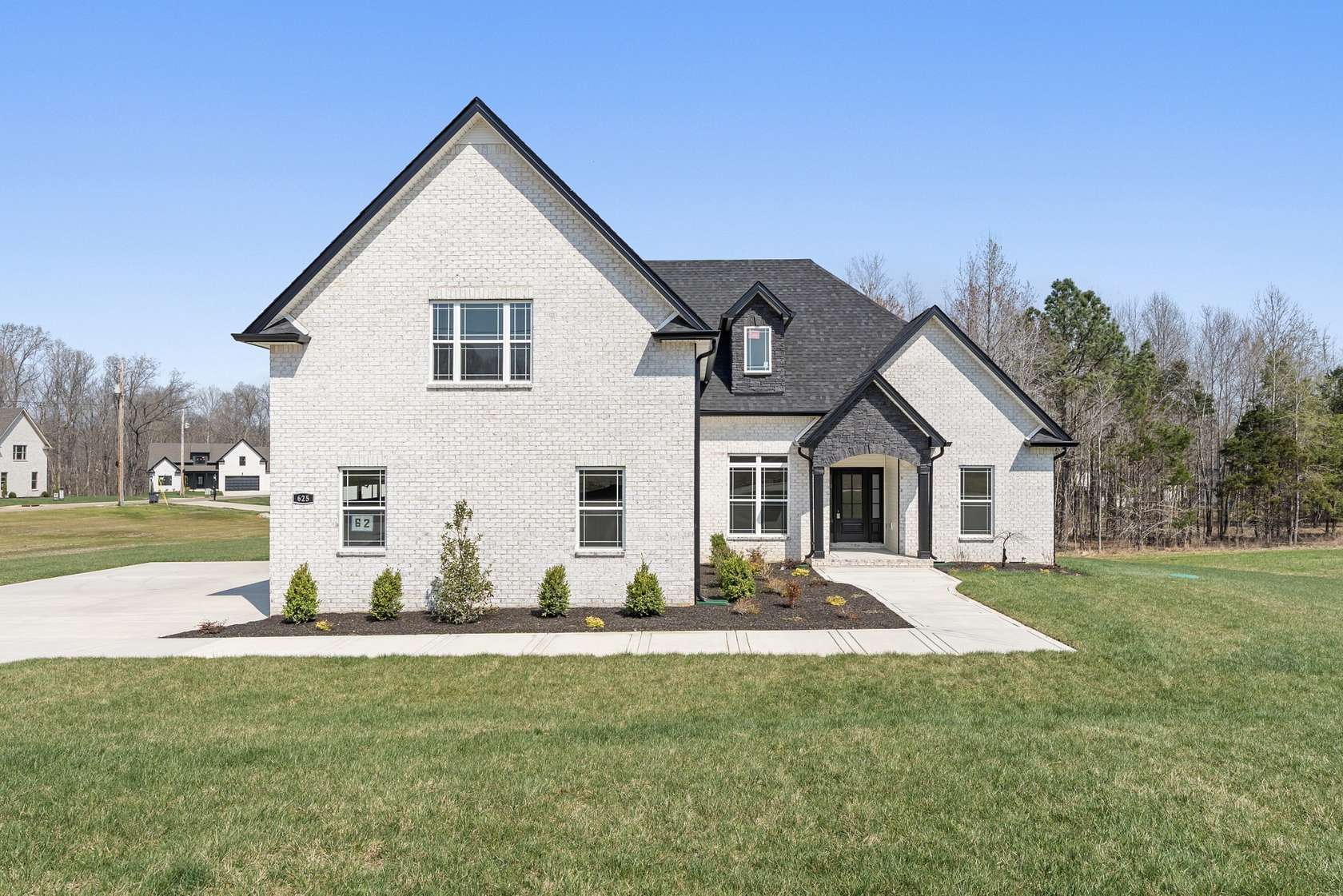 2.16 Acres of Land with Home for Sale in Clarksville, Tennessee