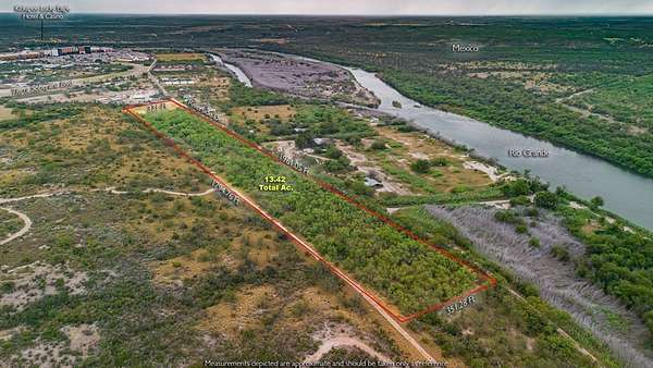 13.4 Acres of Mixed-Use Land for Sale in Eagle Pass, Texas