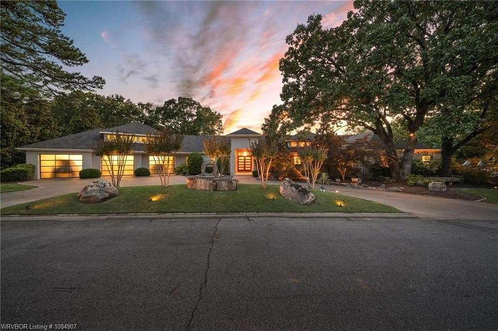 1.8 Acres of Residential Land with Home for Sale in Fort Smith, Arkansas