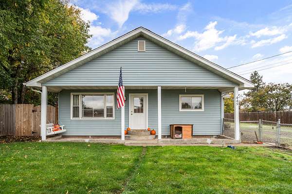 1.84 Acres of Residential Land with Home for Sale in Central Point, Oregon