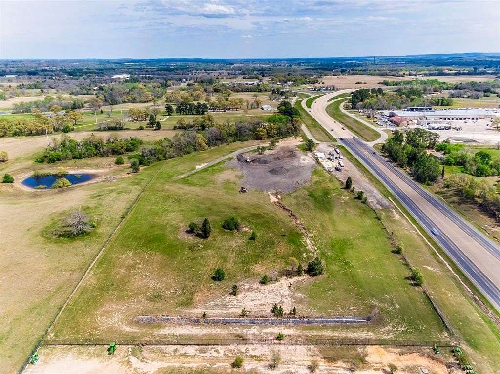 7.16 Acres of Commercial Land for Sale in Athens, Texas