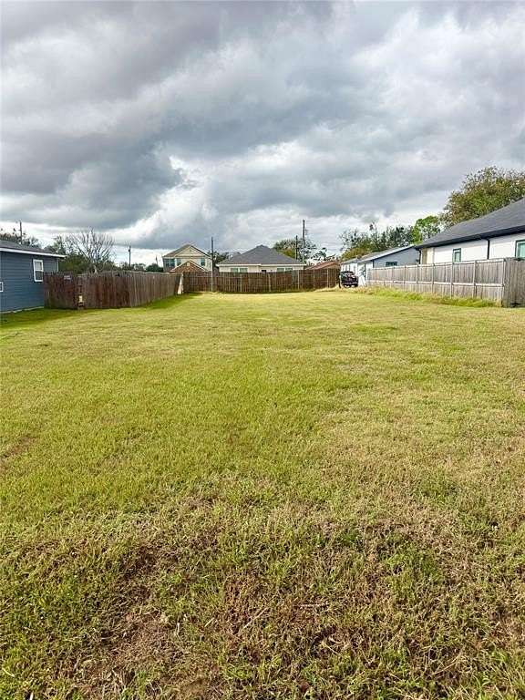 0.14 Acres of Residential Land for Sale in Terrell, Texas