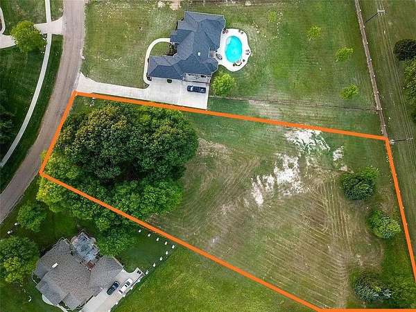 1.47 Acres of Residential Land for Sale in Mabank, Texas