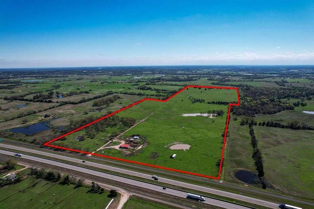109 Acres of Land for Sale in Mount Vernon, Texas