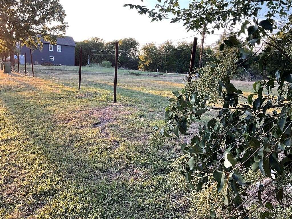 0.24 Acres of Residential Land for Sale in Arlington, Texas