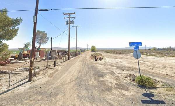 5.29 Acres of Land for Sale in Lancaster, California