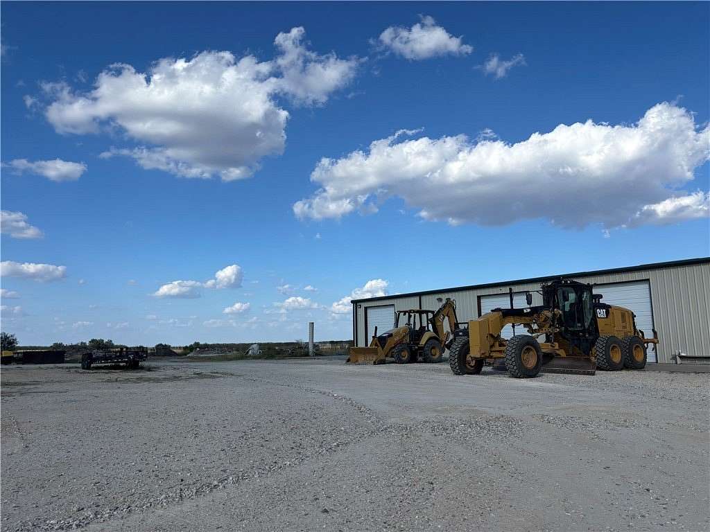 3 Acres of Improved Mixed-Use Land for Sale in Alice, Texas