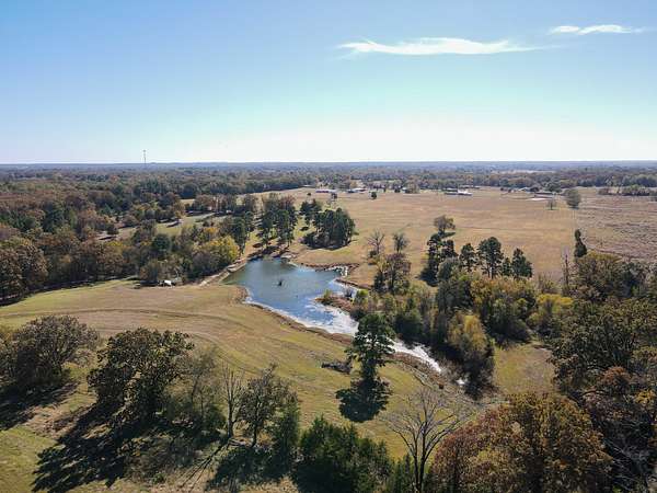 40 Acres of Land with Home for Sale in Mount Pleasant, Texas