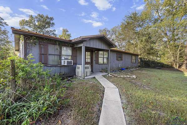 2 Acres of Residential Land with Home for Sale in Gladewater, Texas