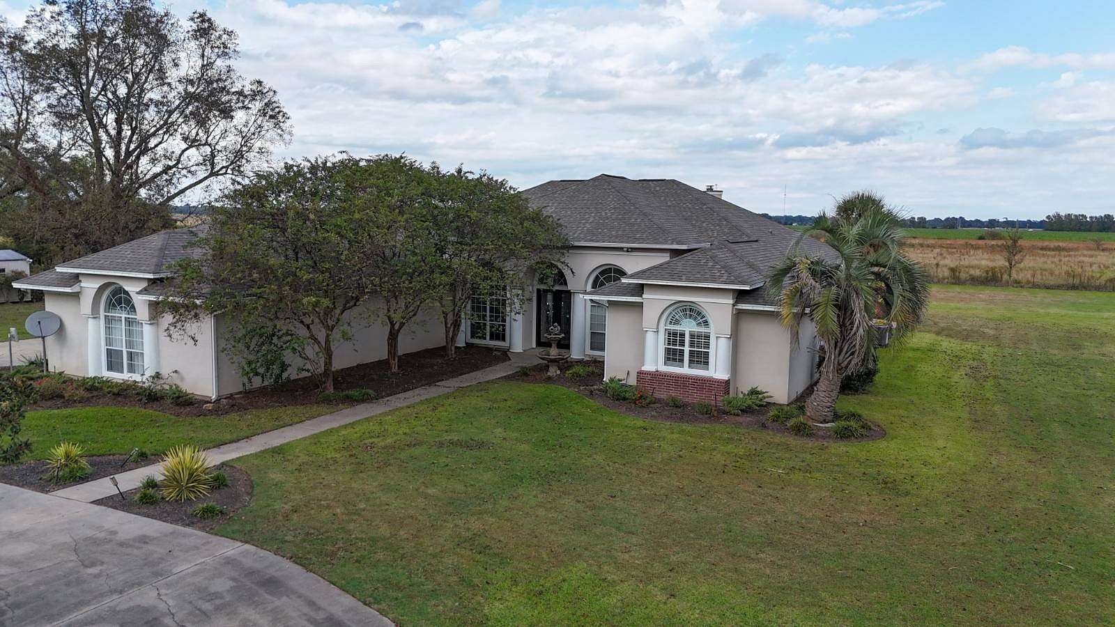 9 Acres of Residential Land with Home for Sale in Columbia, Louisiana