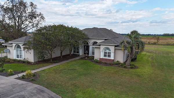 9 Acres of Residential Land with Home for Sale in Columbia, Louisiana