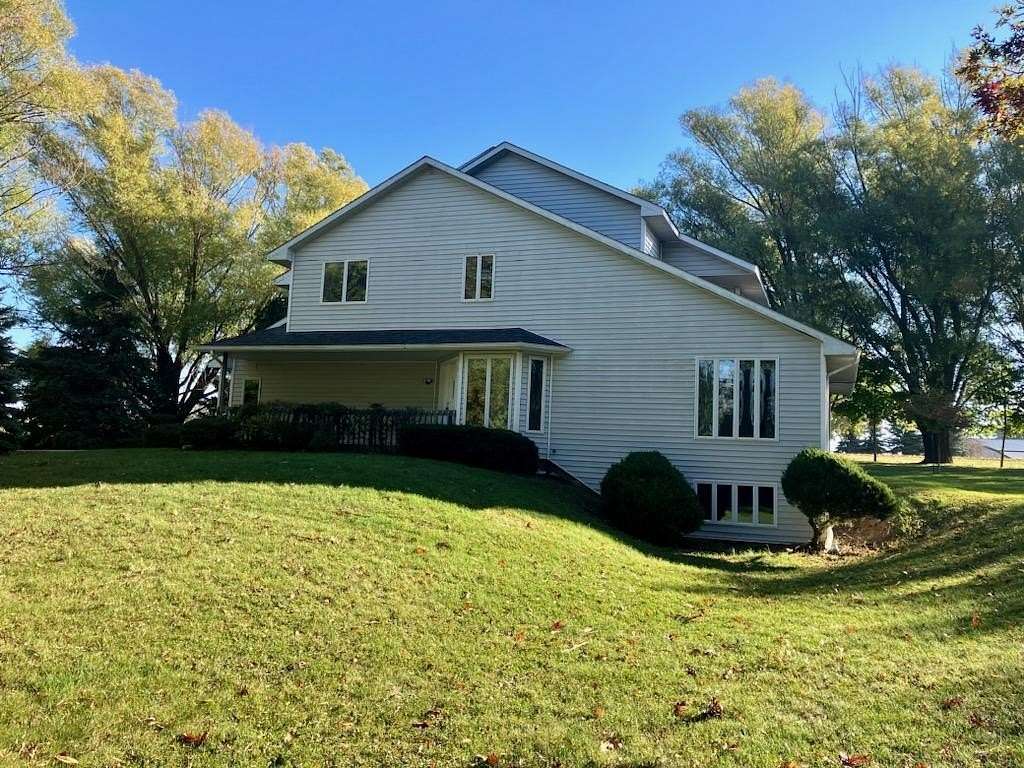 2.85 Acres of Residential Land with Home for Sale in Polo, Illinois