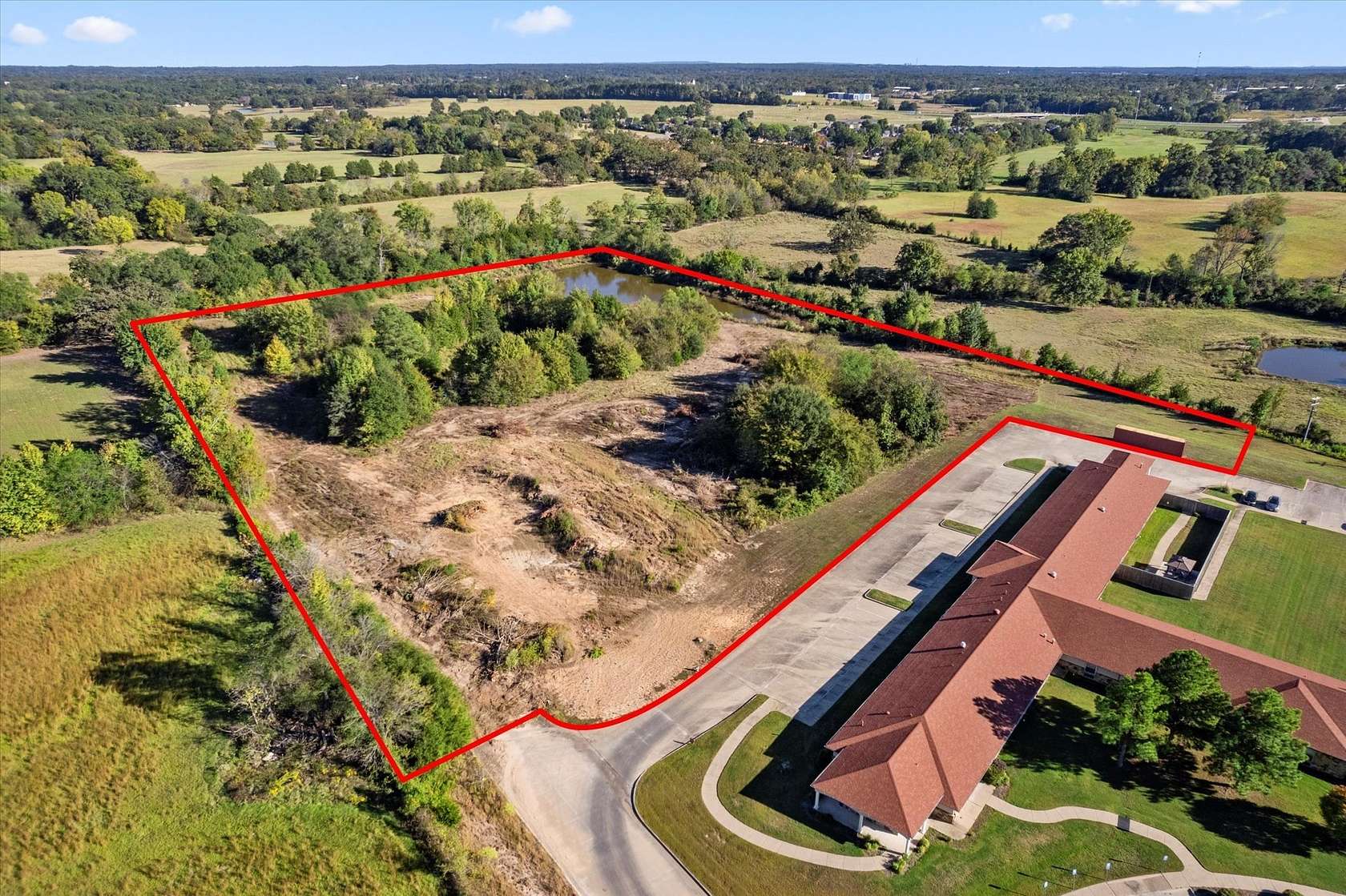9.65 Acres of Residential Land for Sale in Mount Pleasant, Texas