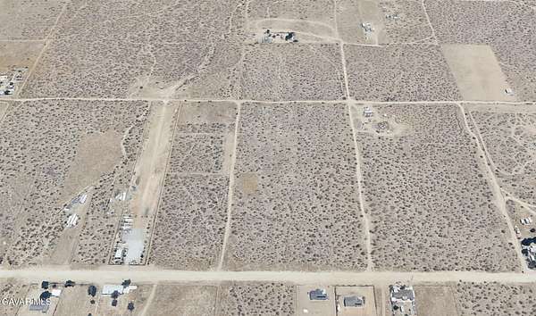 2.51 Acres of Land for Sale in Pearblossom, California