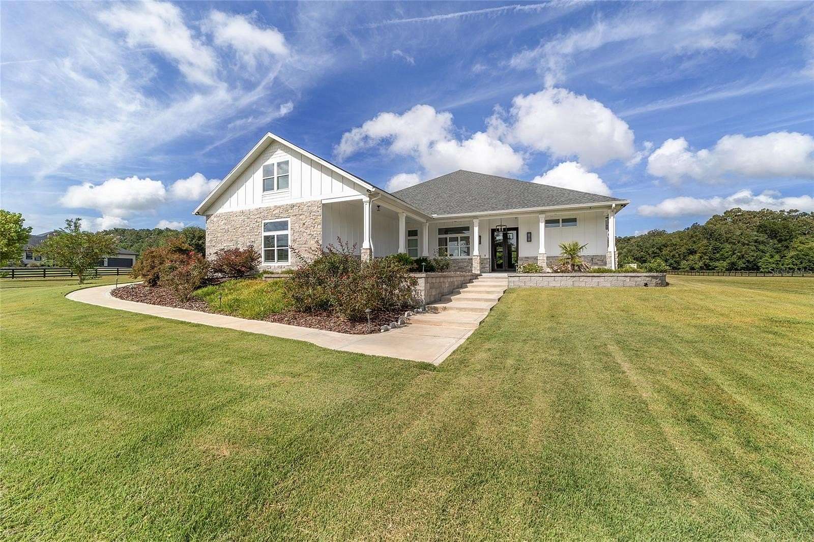 5 Acres of Residential Land with Home for Sale in Alachua, Florida