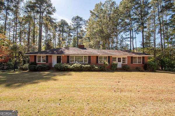 2.9 Acres of Residential Land with Home for Sale in Fayetteville, Georgia