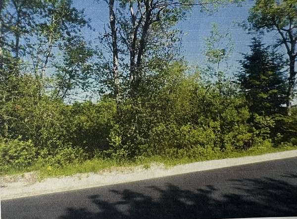 2.8 Acres of Residential Land for Sale in Surry, Maine
