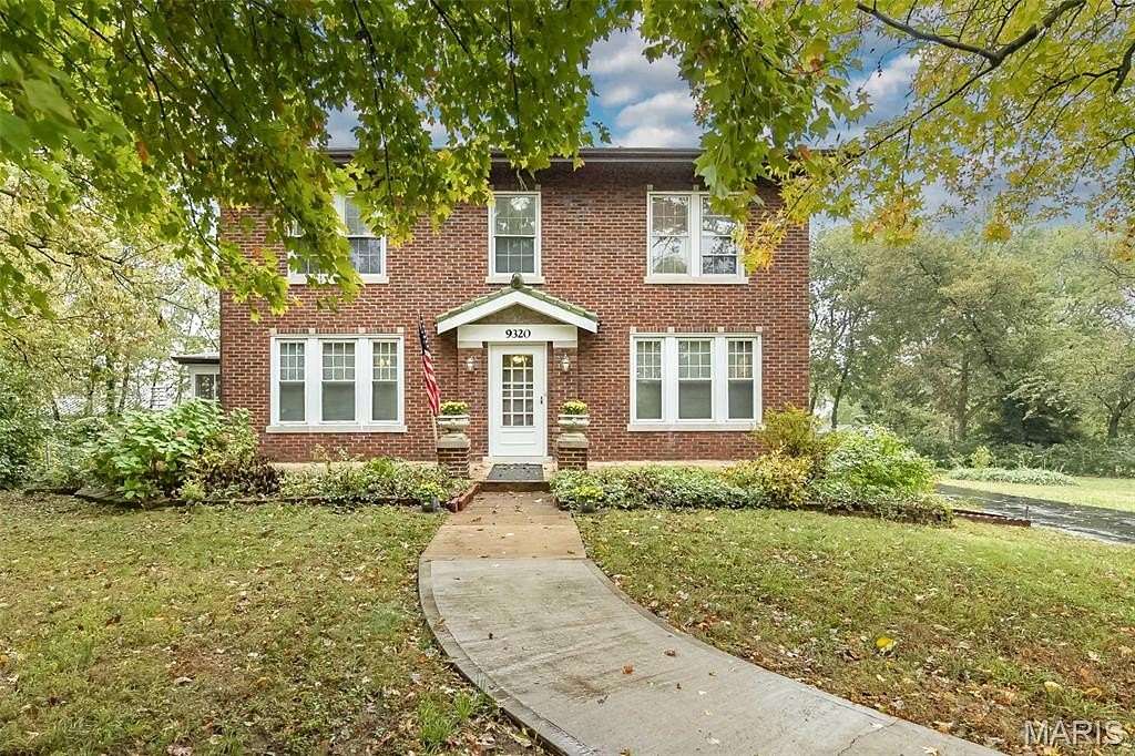 1.55 Acres of Land with Home for Sale in Sunset Hills, Missouri