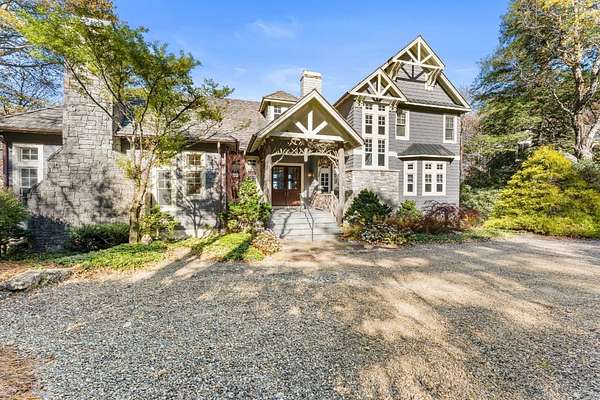 2.43 Acres of Residential Land with Home for Sale in Highlands, North Carolina