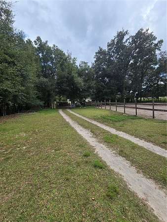 3 Acres of Residential Land with Home for Sale in Ocala, Florida